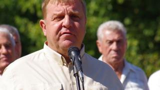 Каракачанов с важни думи за българска армия и нейните мощ и величие