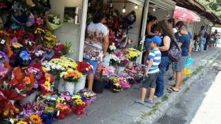 Идва ли краят на "букета за учителката"?
