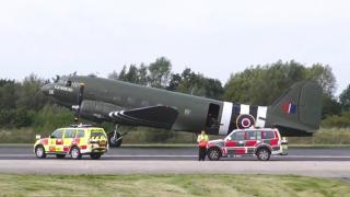 Заснеха на ВИДЕО аварийното кацане на рядък самолет