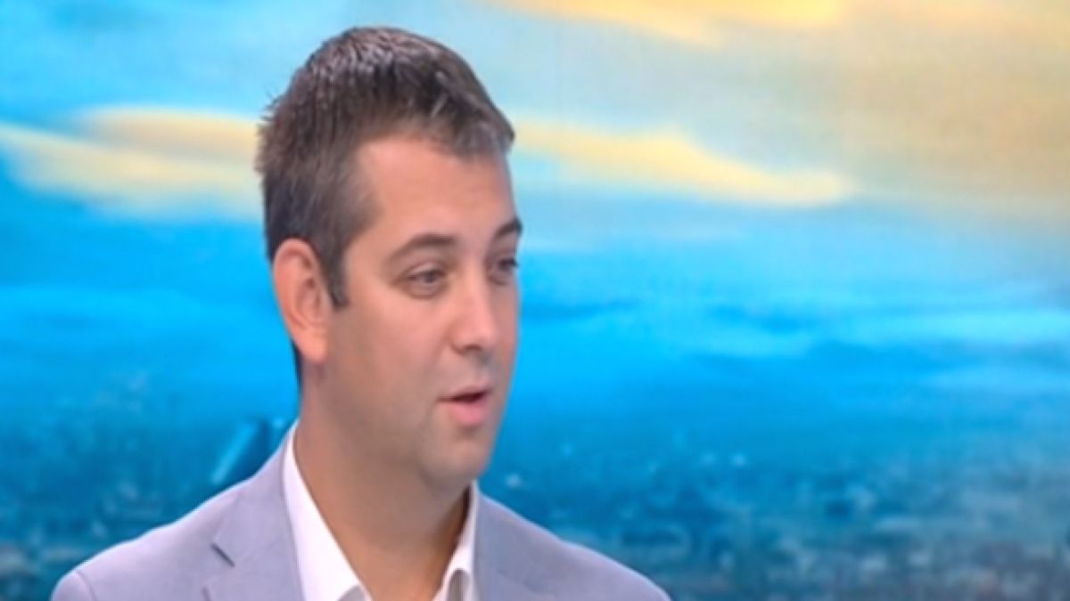 Лидерът на ДБГ се оправда за подкрепата на Манолова 