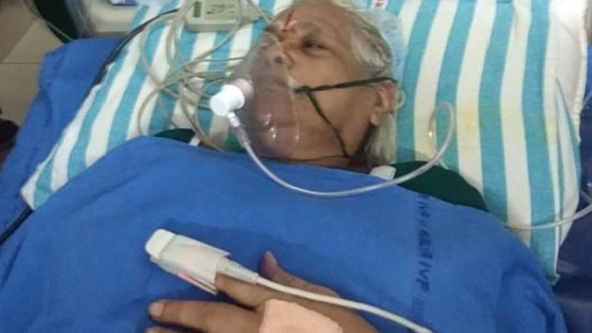 74-годишна роди близнаци от 78-годишен, и двамата са на път да умрат СНИМКИ
