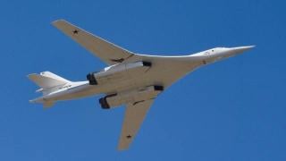 Два руски бомбардировача вдигнаха в небето изтребители на 5 държави 