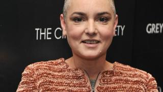 Шиниъд О'Конър отново шокира, обвини Принс, че... 