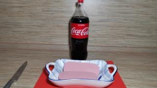 Какво ще се случи, ако сложите салам в Кока-Кола за два часа СНИМКИ