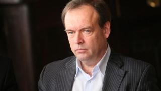 Бащата на Монов: Съдът ни се подигра, Калпакчиев и съдийките ще носят нравствен позор