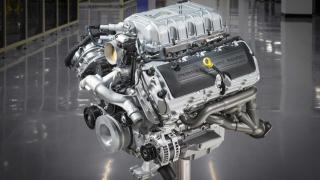 Така сглобяват ръчно най-мощния двигател на Ford ВИДЕО