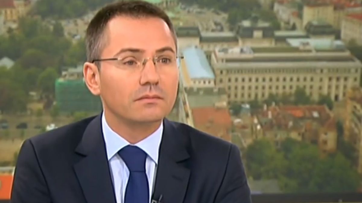Джамбазки гневно: Калпакчиев няма място в съдебната система ВИДЕО