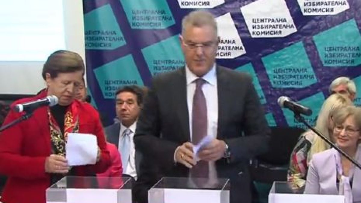 Ето кой с каква бюлетина ще играе на изборите на 27 октомври