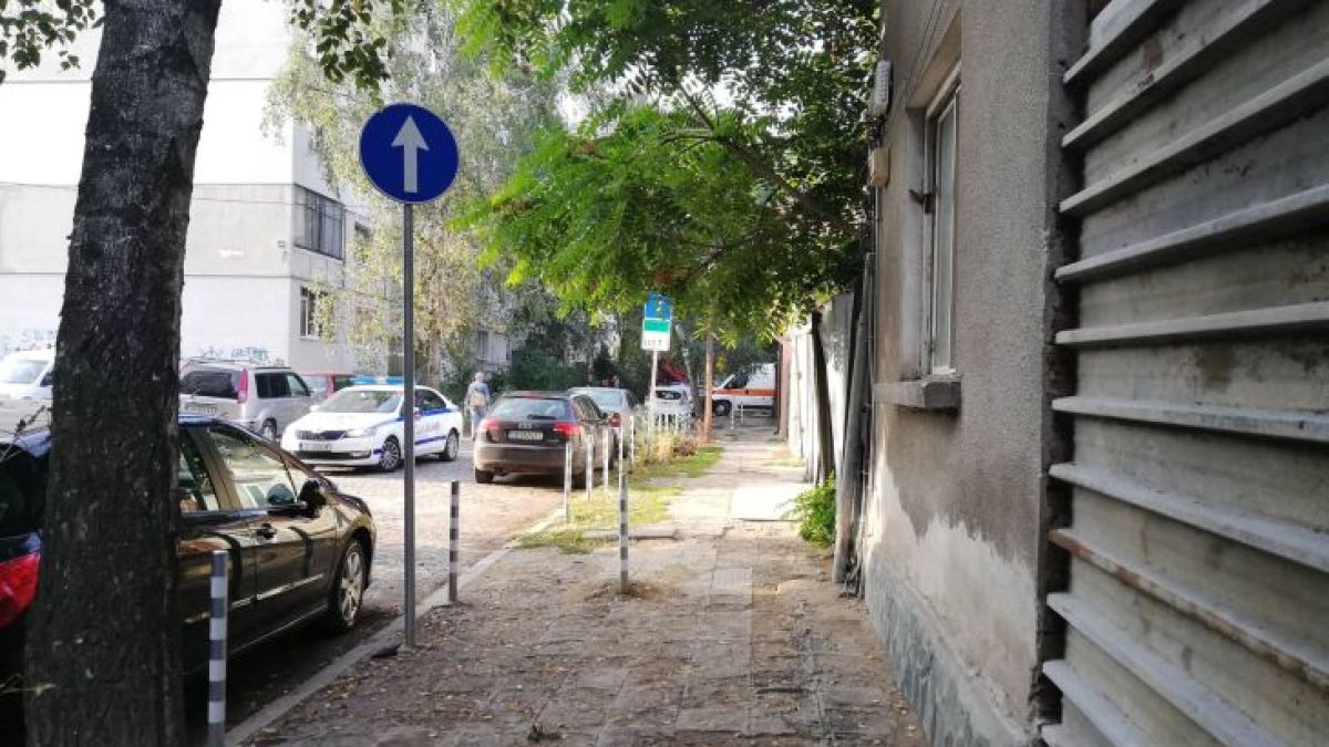 Първи СНИМКИ в БЛИЦ от мястото на мощния взрив в София