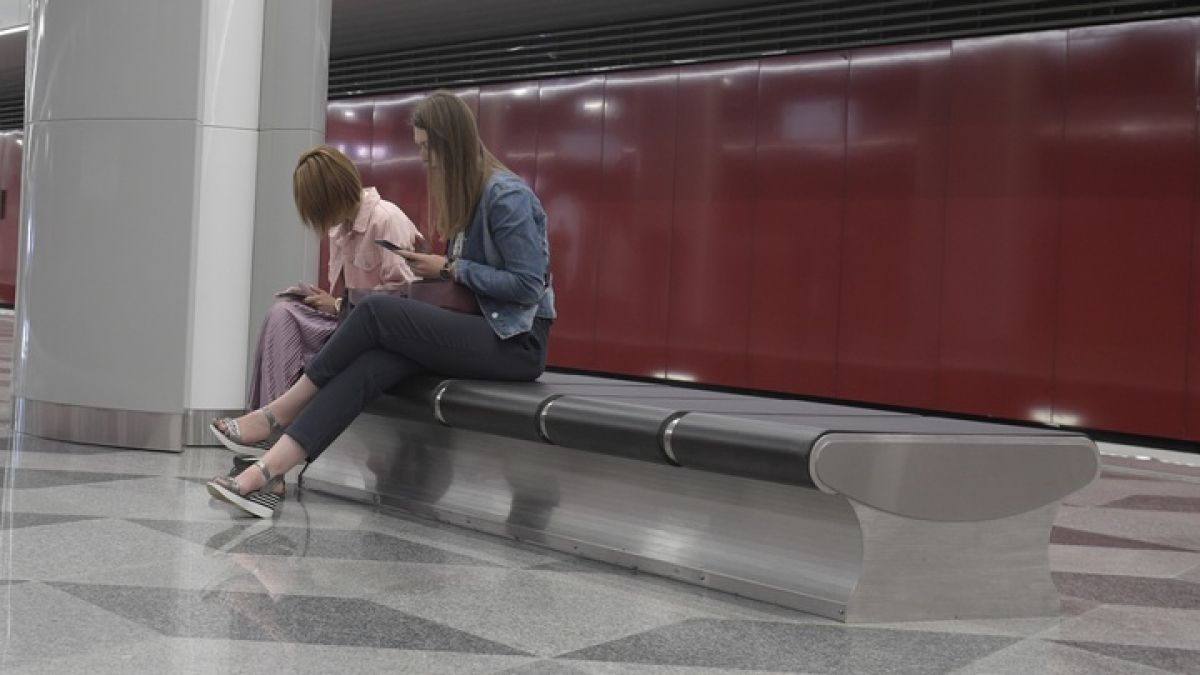 Девойка написа SMS на мъртвия си брат и получи отговор СНИМКА