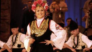 Николина Чакърдъкова: Дефицитът на щастие в България  е много голям