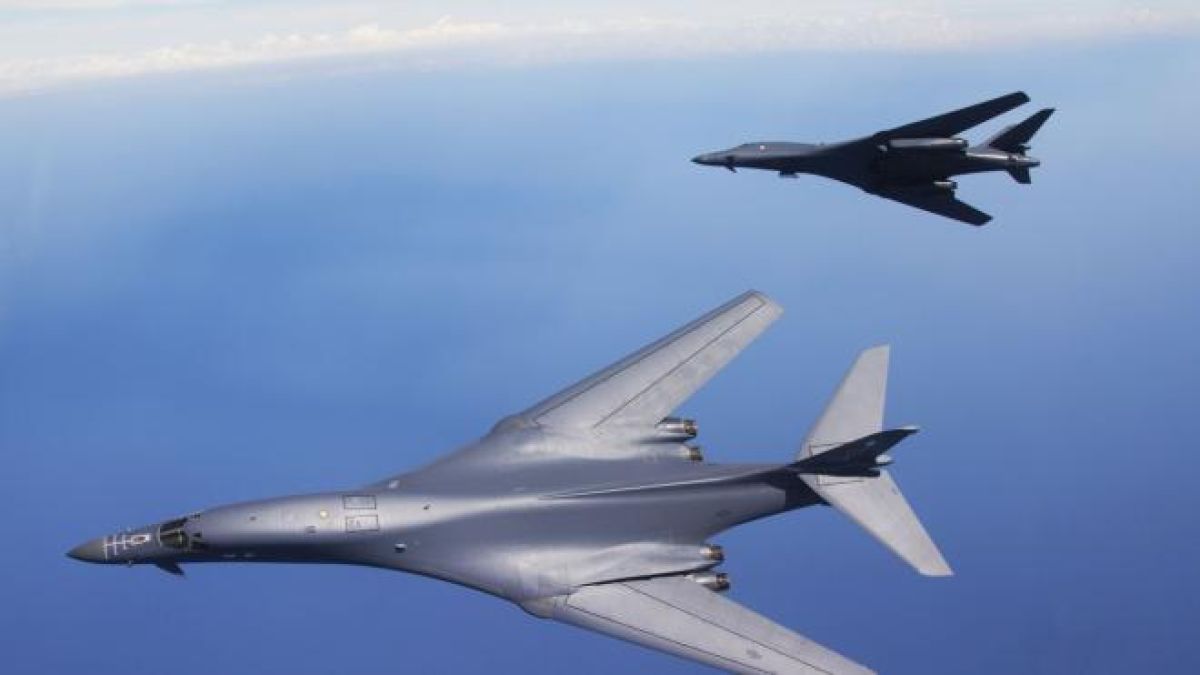 Новите “стрели” на бомбардировача на САЩ В-1В няма да пробият системата за ПВО на Русия