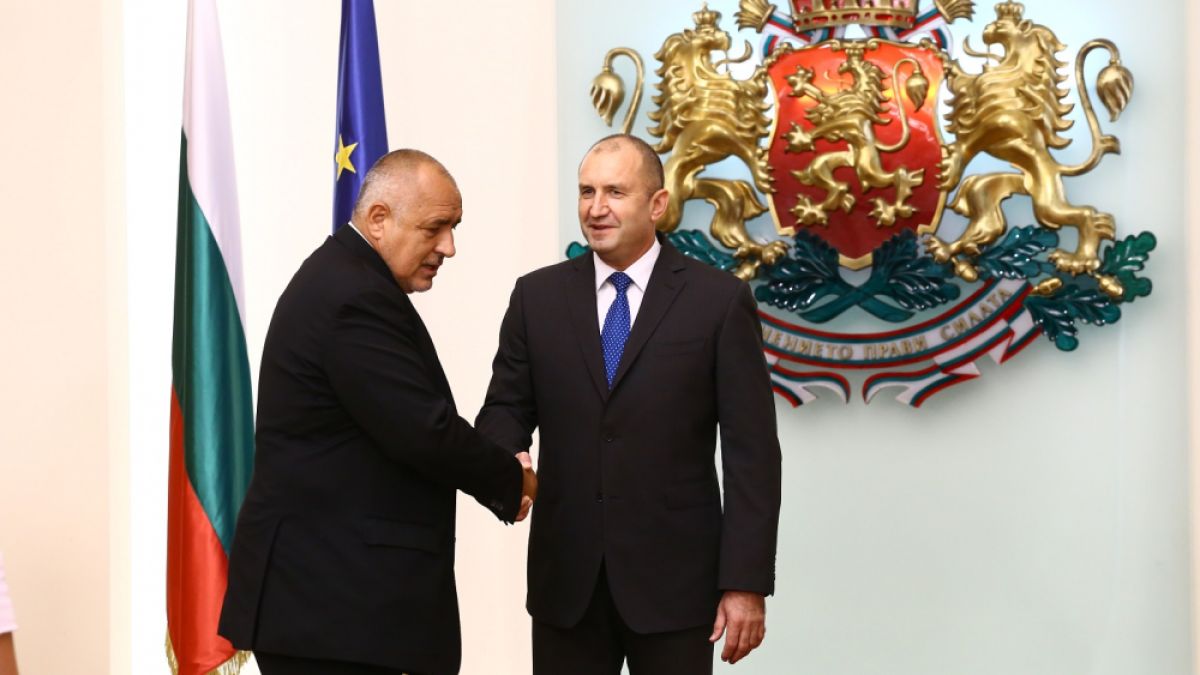 Първи СНИМКИ от КСНС при президента с Борисов и министри 