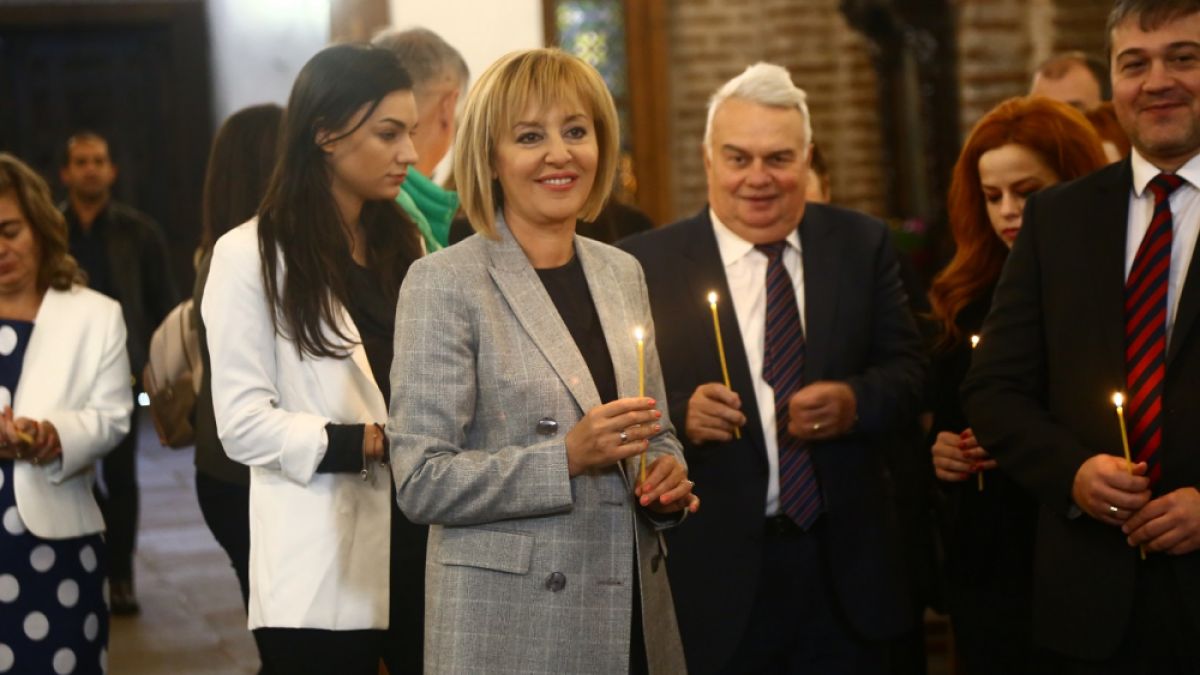 Шок! Мая Манолова вдига цените на такситата