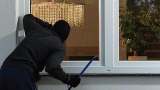 Не го правете: Фатален навик улеснява крадците, ще ударят дома ви 