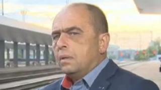Заместват влакове с автобуси в страната