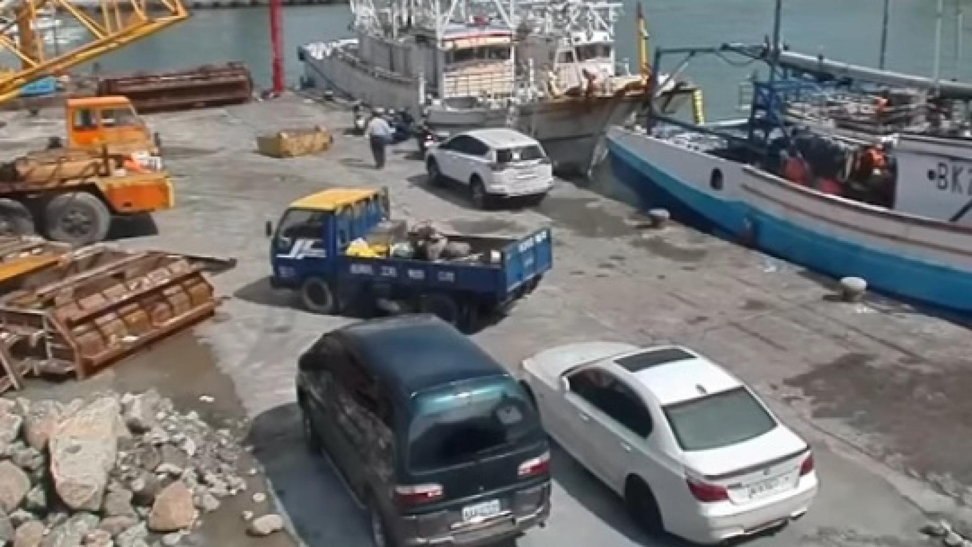 Голяма трагедия в Тайван след срутването на мост 