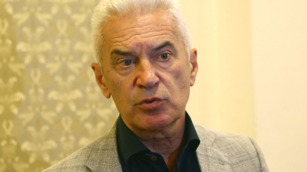 Сидеров: Разграничавам се от изказването на областния управител на София-област Илиан Тодоров относно протестиращите