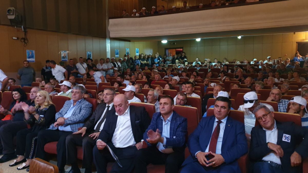Мустафа Карадайъ от Попово: Всички различни се чувстват горди и достойни в ДПС
