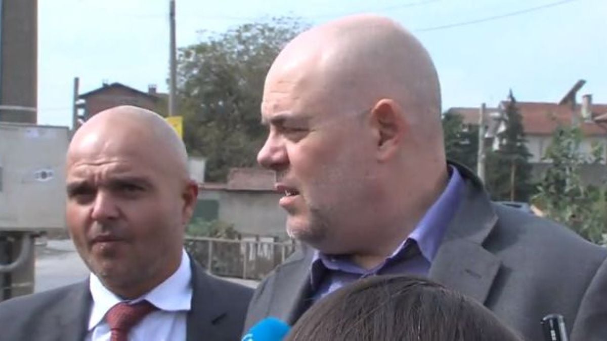 Гешев огласи подлата схема на циганите от имотната мафия