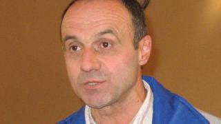 Скандал в Троян: Инженер Тонимир Гечев: Обвинявам кмета Донка Михайлова