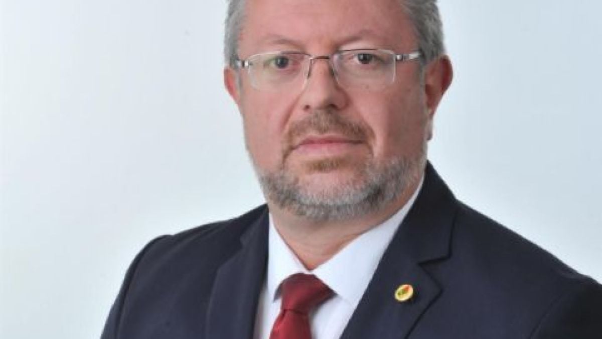 Николай Радев: Ние се различаваме от другите по отношението към хората 