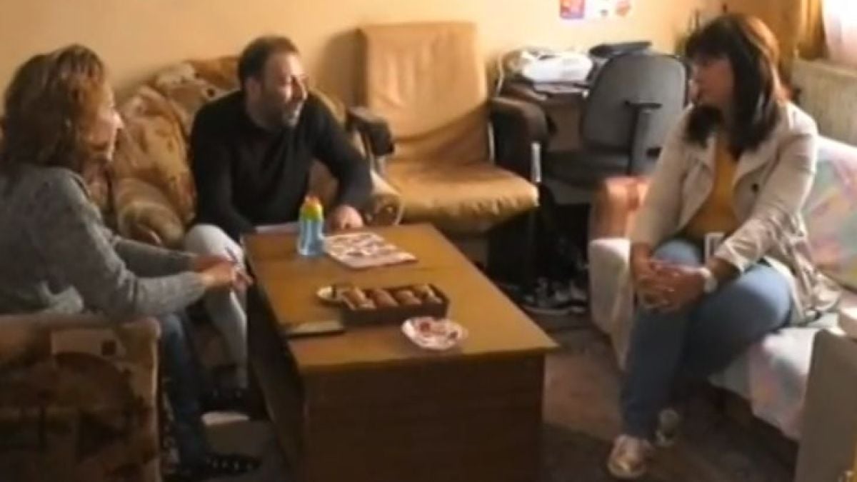 Как живее семейство с три деца под новата линия на бедност ВИДЕО