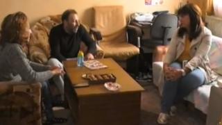 Как живее семейство с три деца под новата линия на бедност ВИДЕО