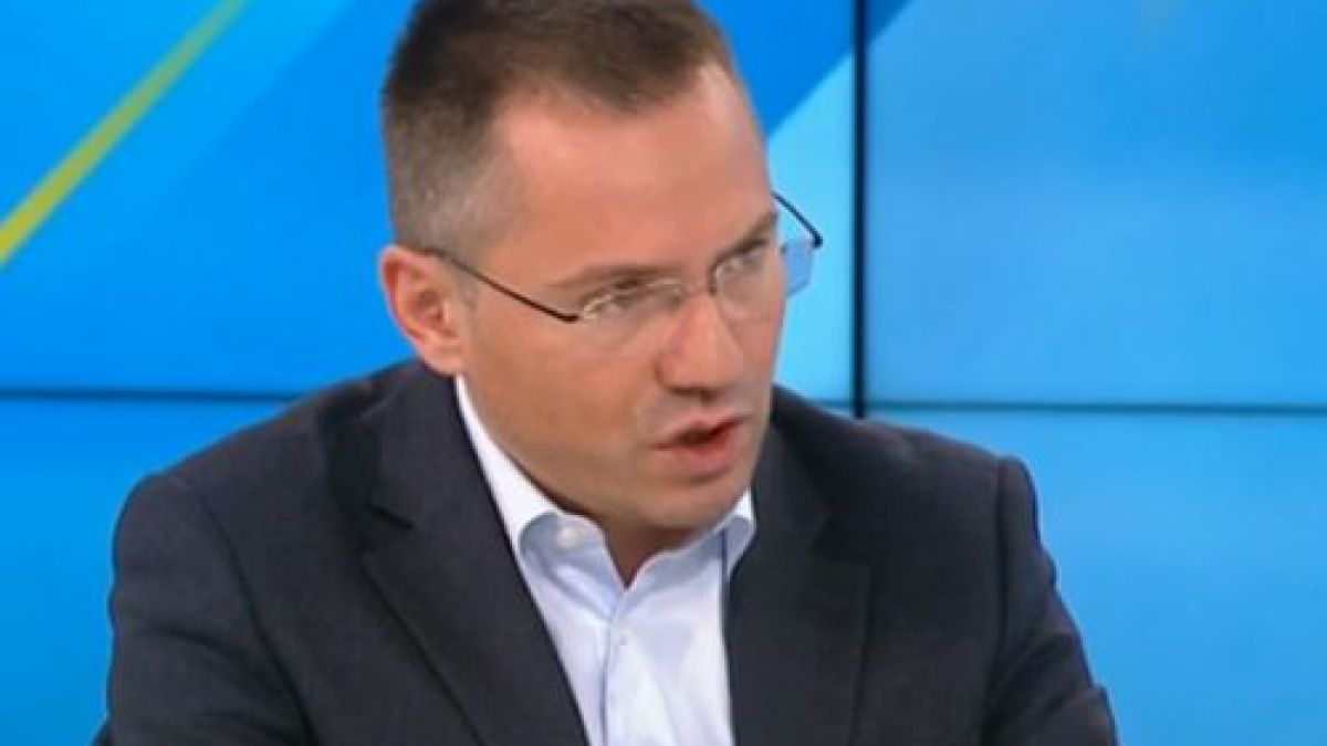 Ангел Джамбазки: Решението за циганските гета в София е едно - багери!