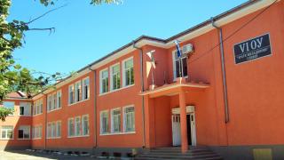 Разбра се причината за истерията сред ромите в двете сливенски училища