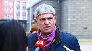 Синдикатите се жалват: В България работим най-много и взимаме най-малко