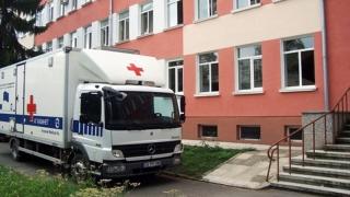Скандал в спешното във Враца! Отказаха да инжектират пациент
