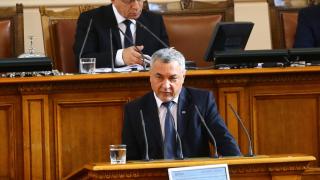 Валери Симеонов бе избран за зам.-председател на парламента