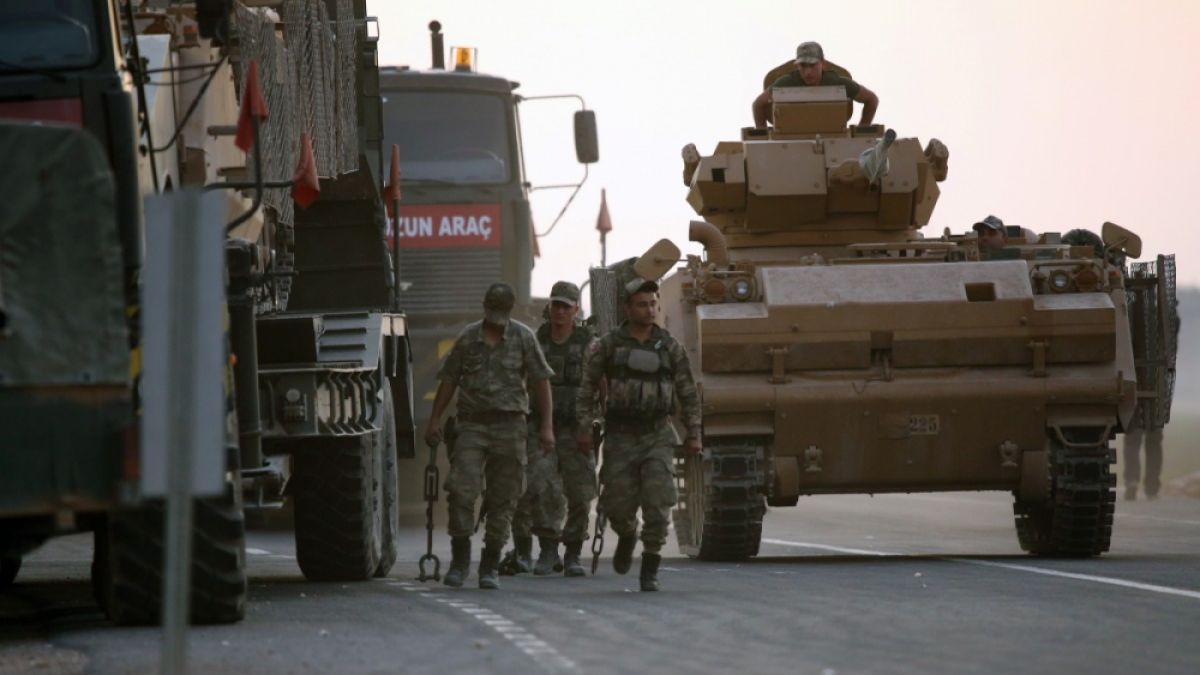 Извънредни новини за турската военна операция "Мирна пролет"