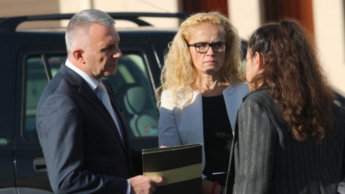 Жесток удар за Десислава Иванчева СНИМКИ