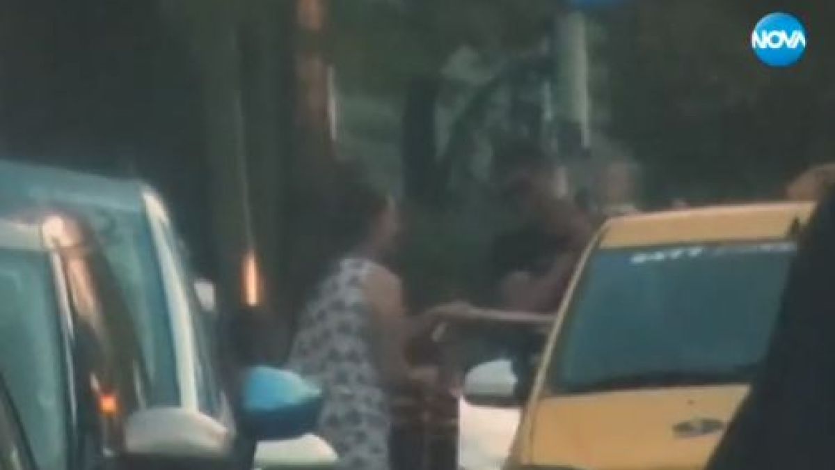 ВИДЕО показва как си живеят тарторите на ало измамниците в Румъния