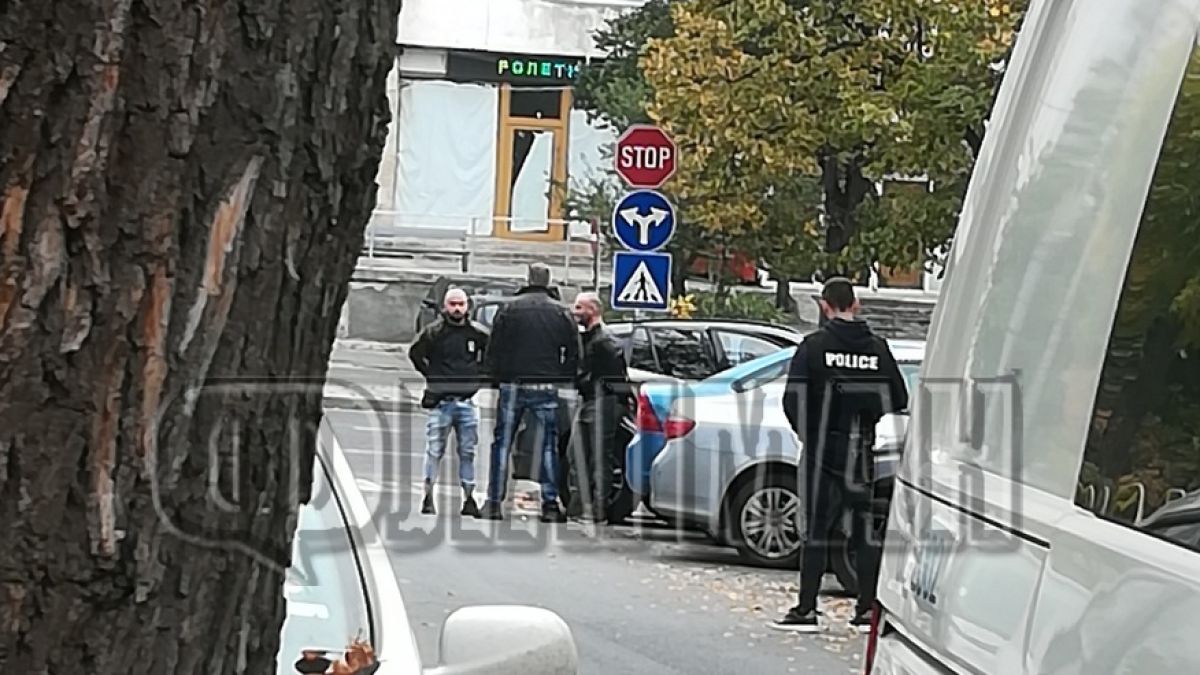 Масови арести в Бургас, първи закопчан е шефът на VTA Николай Мечков СНИМКИ