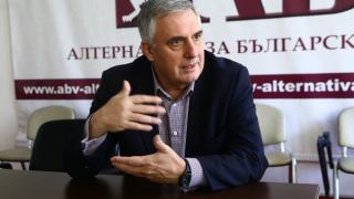 Ивайло Калфин скочи срещу даването на 50 лева към пенсиите 