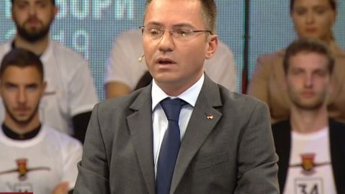 Джамбазки преподаде урок по география на Манолова и Игнатов