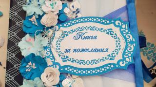 Всички изгубиха ума и дума от тази уникална книга! ВИДЕО
