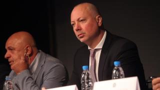 Министърът на транспорта пред автоинструктори: Глупости на търкалета са тези слухове