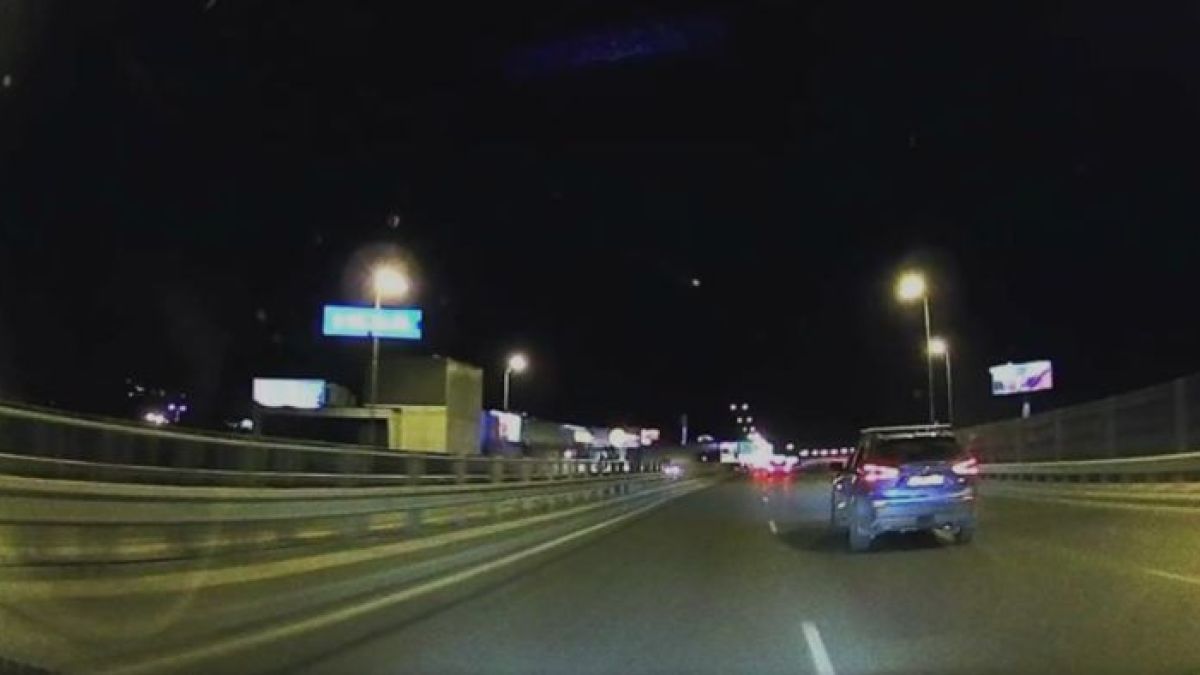 ВИДЕО показва шокираща сцена на столичното Околовръстно