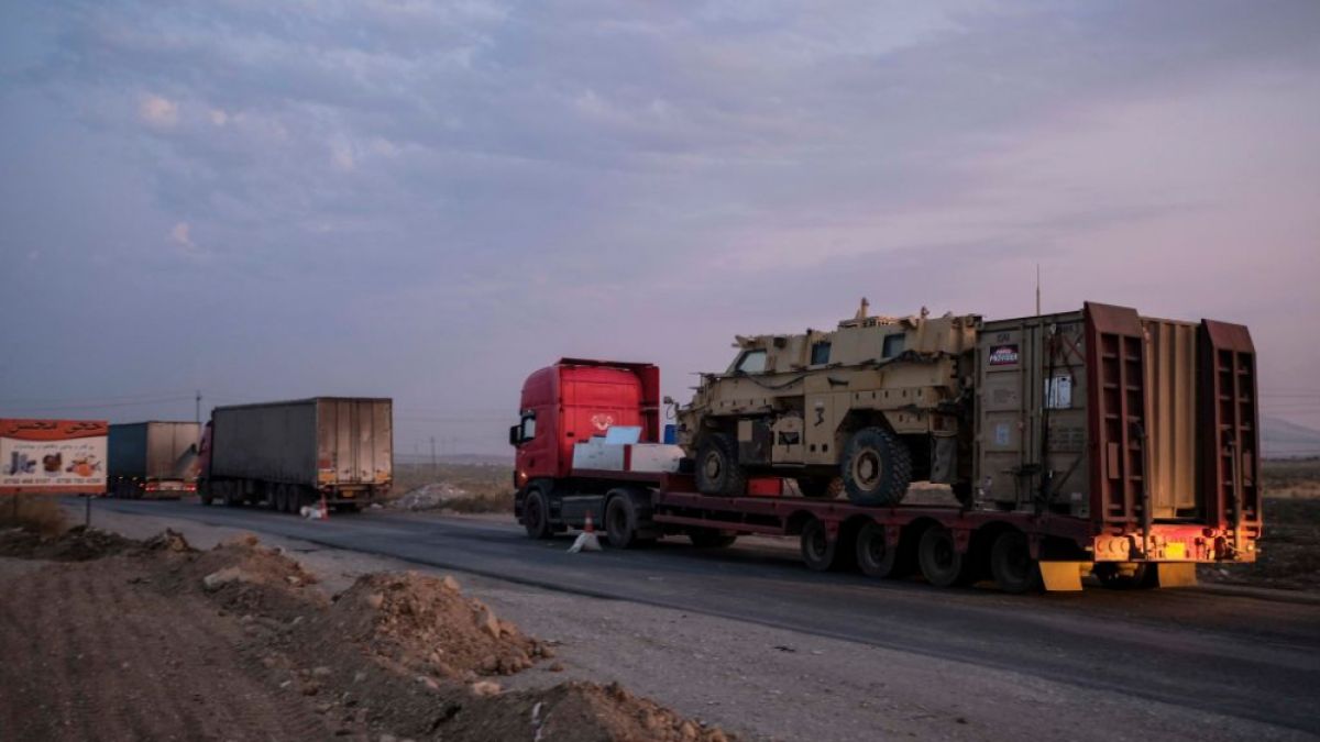 Ройтерс: Американски войници се изтеглиха от Сирия в Ирак СНИМКИ