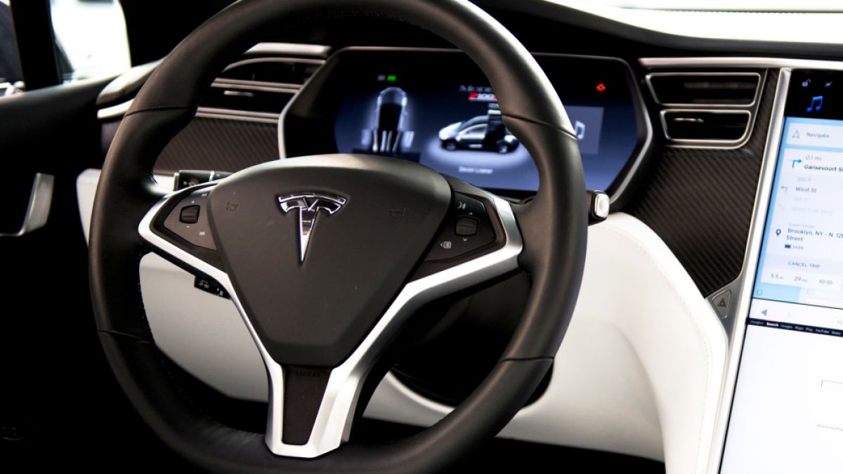 Заснеха най-новата Tesla - Model Y СНИМКИ