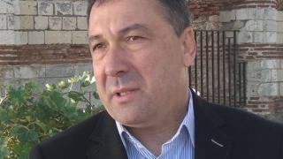 Повдигнаха обвинения на арестувания кмет на Несебър