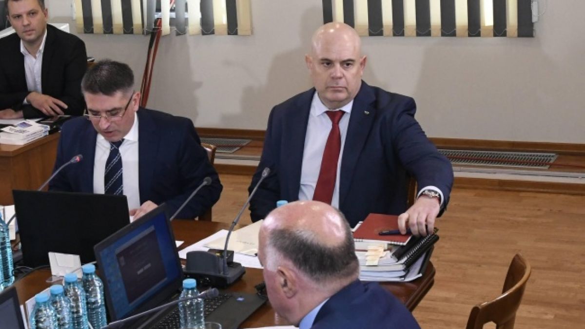 Гешев коментира ареста на Иванчева