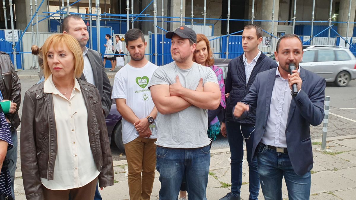 Борисов наистина е помагал много на Манолова