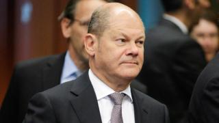Шолц води в надпреварата за нов лидер на германските социалдемократи