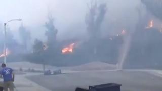 Пожaри евакуираха 50 0000 души в Калифорния ВИДЕО