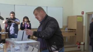 Каракачанов: Ако не гласувате, други за 30 лв. ще решат вашето бъдеще